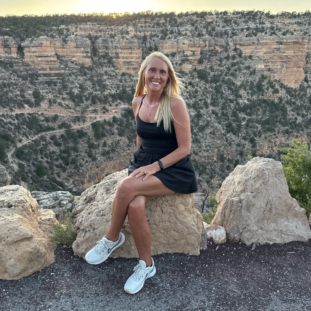 Meet your Posher, Angie